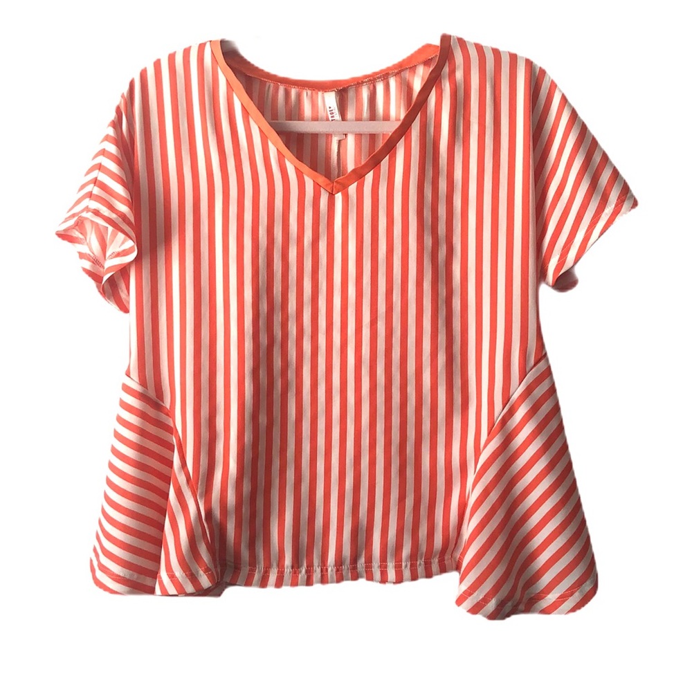 🎉 Final Price NWOT True Destiny orange cream tee